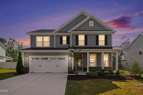 1120 Leatherstone Ln, Fuquay Varina, NC 27526