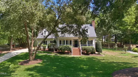 418 Neuse Ridge Dr, Clayton, NC 27527