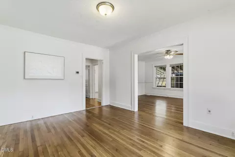 Living - 708 S 3rd St, Smithfield, NC 27577 photo 4 of 6
