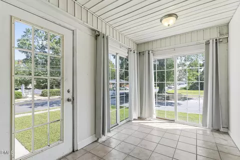 Exterior - 708 S 3rd St, Smithfield, NC 27577 photo 1 of 2