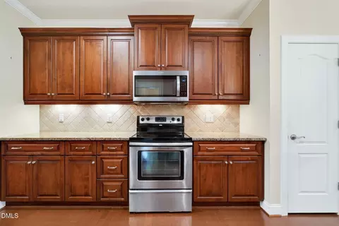Kitchen - 454 Easy Wind Ln, Garner, NC 27529 photo 3 of 4