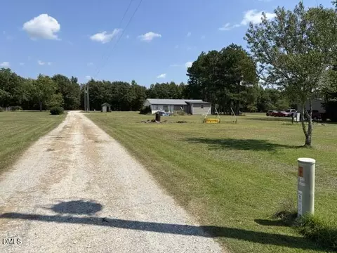 194 Glover Rd, Dunn, NC 28334 photo 5