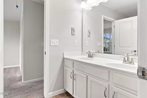 Bath - 623 Hiddenbrook Dr, Durham, NC 27703 photo 1 of 5