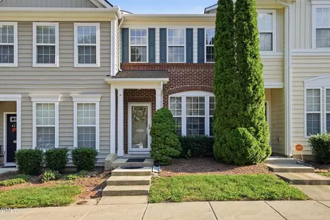 5311 Crescentview Pkwy, Raleigh, NC 27606