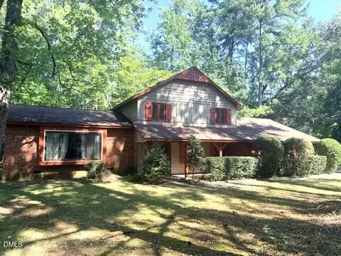 1202 Wellington Ln, Cary, NC 27511