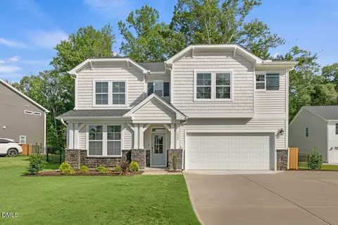 77 Sunset Ridge Dr, Fuquay Varina, NC 27526