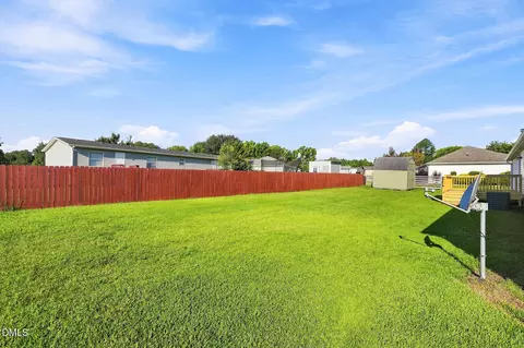 Exterior - 100 E Abbey Ct, Smithfield, NC 27577 photo 3 of 5