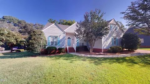 4308 Hawksong Pl, Cary, NC 27518