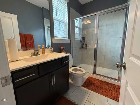 Bath - 2012 Hay House Ave, Wake Forest, NC 27587 photo 6 of 7