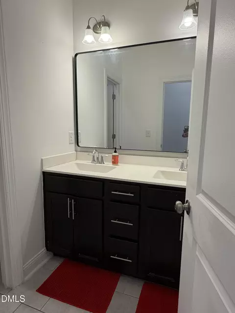Bath - 2012 Hay House Ave, Wake Forest, NC 27587 photo 4 of 7