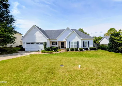 106 Savannah Dr, Reidsville, NC 27320