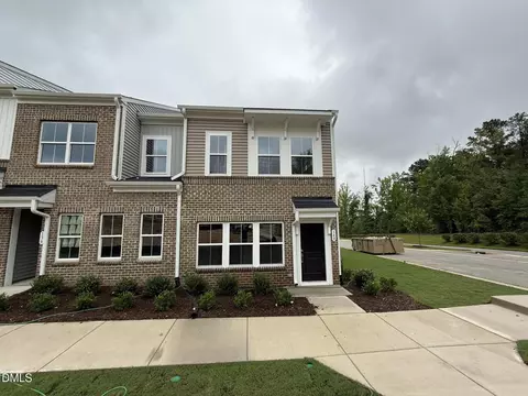140 Flowering Maple Way #295, Garner, NC 27529