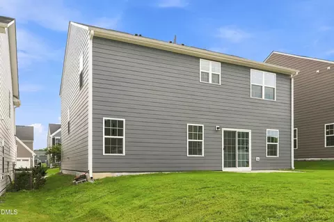 Exterior - 136 Sonnet Tree Lp, Wendell, NC 27591 photo 5 of 7