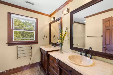 Bath - 5808 Devon Cir, Raleigh, NC 27604 photo 2 of 8