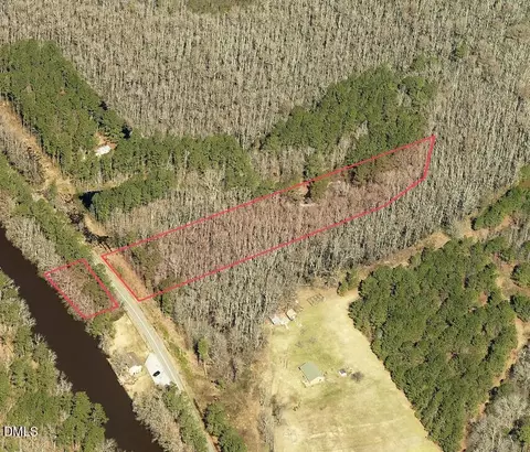 208 Bingham Rd, South Mills, NC 27976