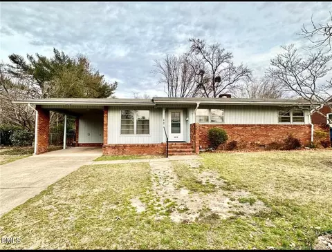 5214 Rodwell Rd, Fayetteville, NC 28311