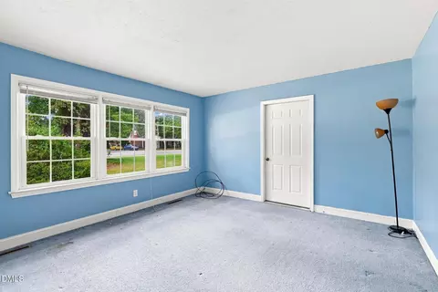 Living - 1201 S Crescent Dr, Smithfield, NC 27577 photo 4 of 4