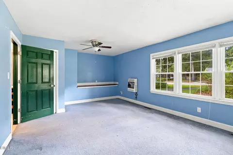 Bedroom - 1201 S Crescent Dr, Smithfield, NC 27577 photo 5 of 5
