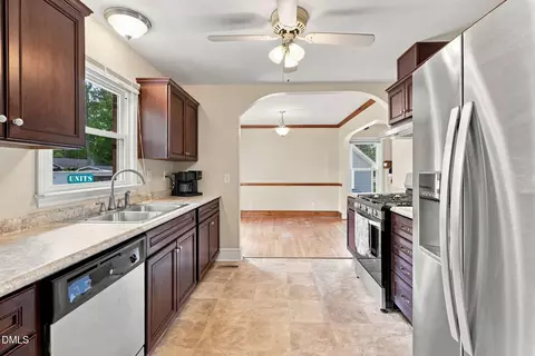 Kitchen - 1201 S Crescent Dr, Smithfield, NC 27577 photo 1 of 5