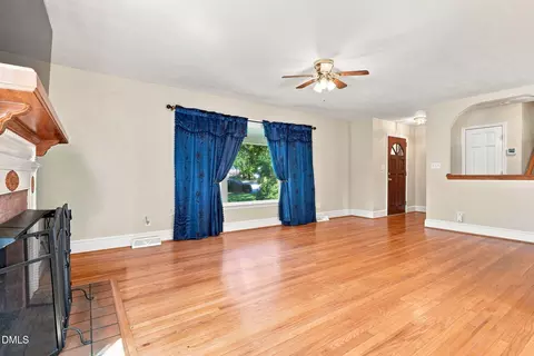Living - 1201 S Crescent Dr, Smithfield, NC 27577 photo 3 of 4
