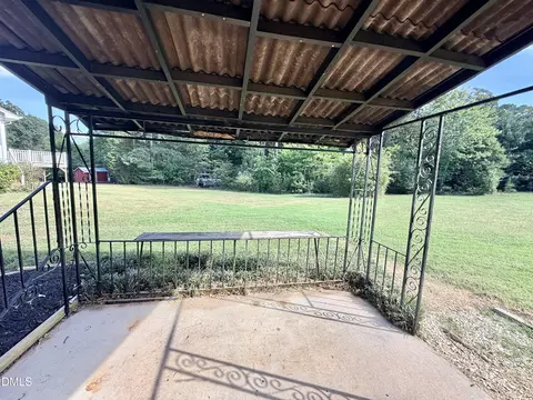 Exterior - 532 Edwin Ct, Roxboro, NC 27573 photo 2 of 15