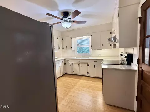 Kitchen - 532 Edwin Ct, Roxboro, NC 27573 photo 1 of 4