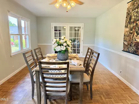 Dining - 532 Edwin Ct, Roxboro, NC 27573 photo 3 of 8