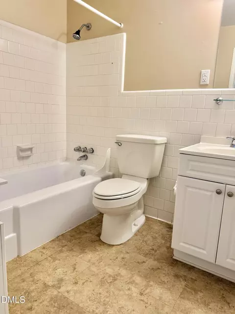 Bath - 532 Edwin Ct, Roxboro, NC 27573 photo 1 of 5