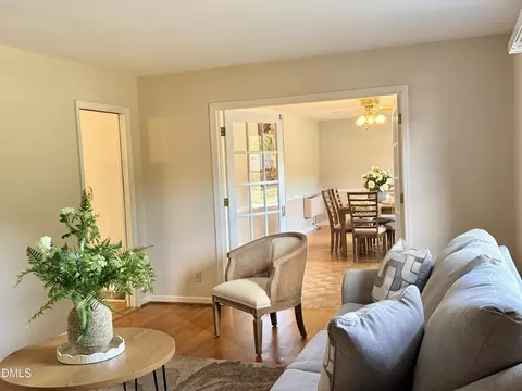 Living - 532 Edwin Ct, Roxboro, NC 27573 photo 2 of 13