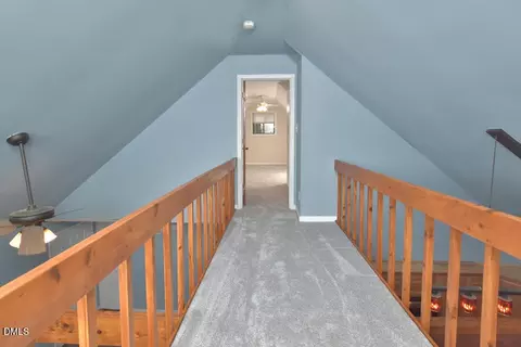 Entry Way - 8 Tiffany Pl, Durham, NC 27705 photo 2 of 3