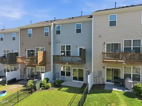 Exterior - 1050 Commack Dr, Durham, NC 27703 photo 4 of 11