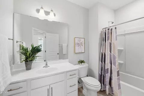 Bath - 1050 Commack Dr, Durham, NC 27703 photo 3 of 3