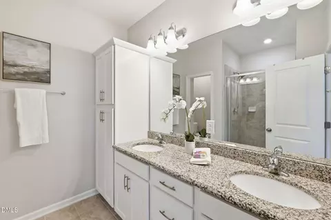 Bath - 1050 Commack Dr, Durham, NC 27703 photo 1 of 3