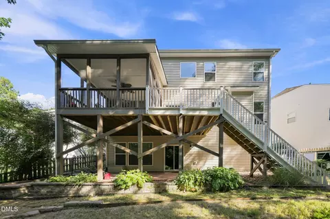 420 Covenant Rock Ln, Holly Springs, NC 27540