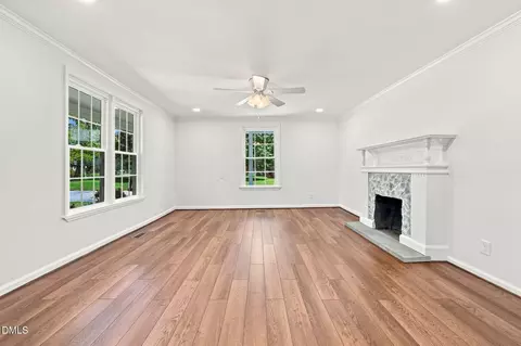 Living - 503 Old Post Rd, Erwin, NC 28339 photo 5 of 6