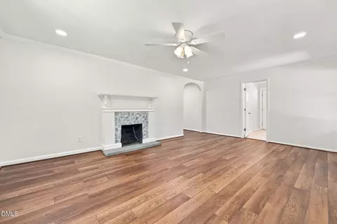 Living - 503 Old Post Rd, Erwin, NC 28339 photo 2 of 6