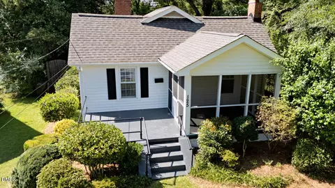 125 Tarpley St, Burlington, NC 27215