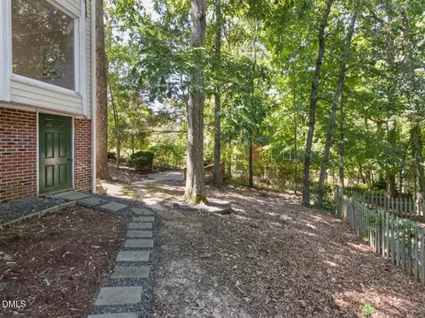 Exterior - 1 Leeward Ct, Durham, NC 27713 photo 6 of 9