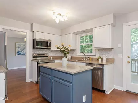 Kitchen - 1 Leeward Ct, Durham, NC 27713 photo 2 of 5