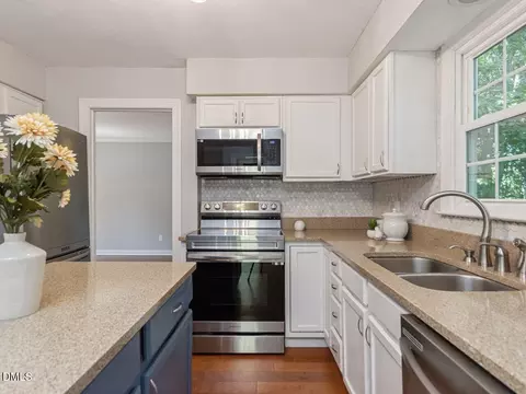 Kitchen - 1 Leeward Ct, Durham, NC 27713 photo 3 of 5