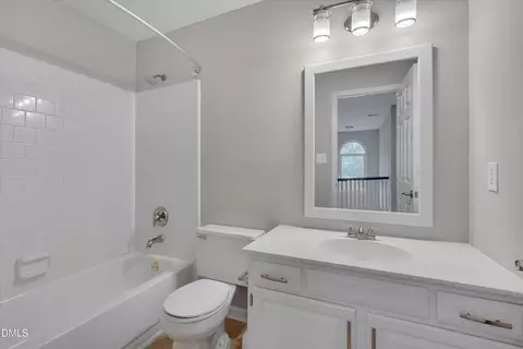 Bath - 4003 Peachway Ct, Durham, NC 27705 photo 6 of 6