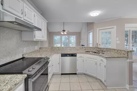 Kitchen - 4003 Peachway Ct, Durham, NC 27705 photo 3 of 3