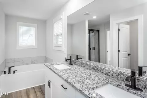 Bath - 224 Custer Dr, Mebane, NC 27302 photo 2 of 3