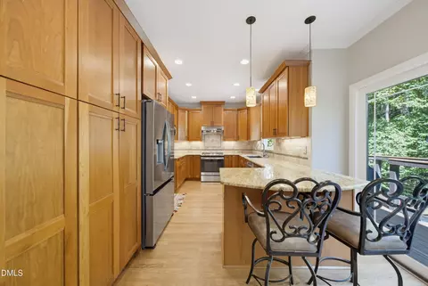 Kitchen - 107 Eagle Swoop Ct, Cary, NC 27513 photo 2 of 5