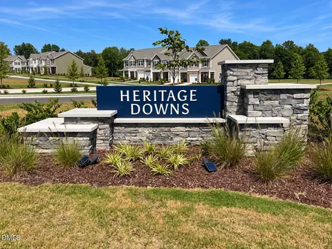 413 Dandelion Ct, Mebane, NC 27302
