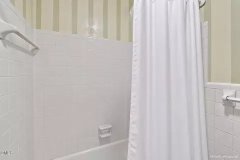 Bath - 6324 Tryon Rd, Cary, NC 27518 photo 3 of 4