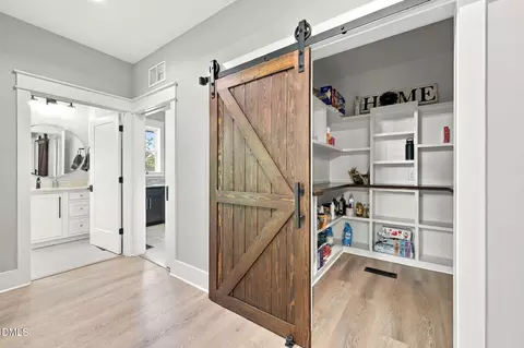 Entry Way - 309 Turnage Rd, Smithfield, NC 27577 photo 2 of 2
