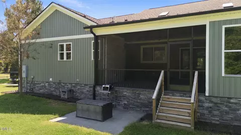 Exterior - 309 Turnage Rd, Smithfield, NC 27577 photo 6 of 9