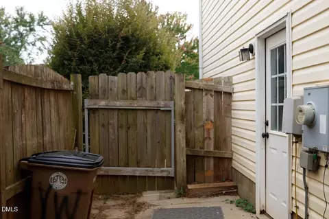 Exterior - 824 Stackhurst Way, Wake Forest, NC 27587 photo 9 of 10