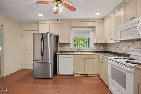 Kitchen - 1608 Su John Rd, Raleigh, NC 27607 photo 2 of 2